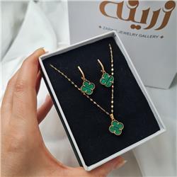 Vancliffe-gold-set