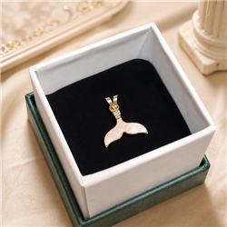 Whale-tail-pendant2