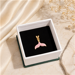 Whale-tail-pendant3