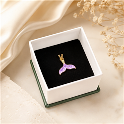 Whale-tail-pendant5
