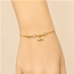 gold-whale-tail-bracelet