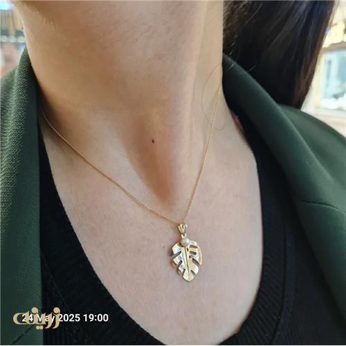 آویز طلا طرح برگ انجیر با مروارید شل (مصنوعی ) 