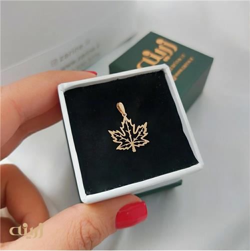آویز طلا برگ پاییزی سبک
