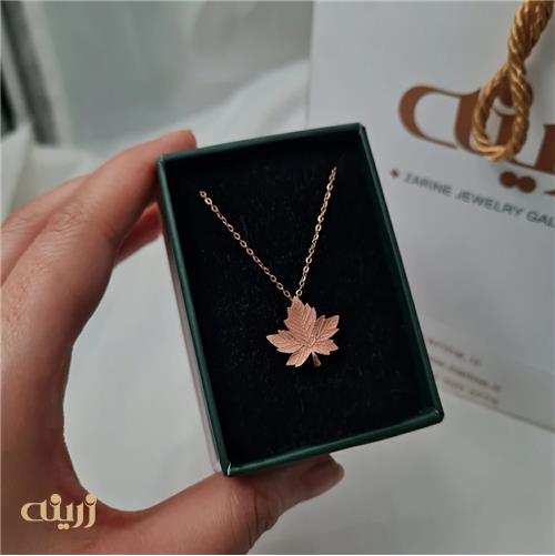 گردنبند برگ پاییزی شاین دار