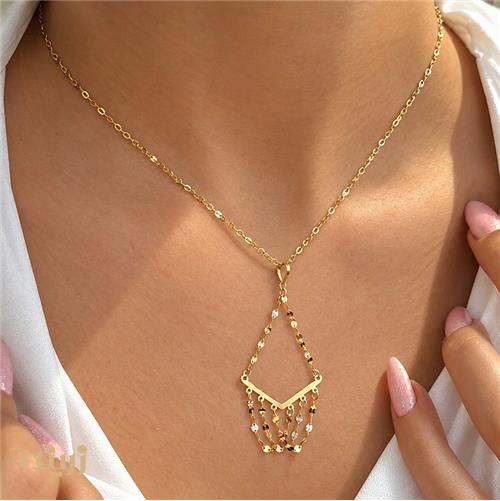 آویز طلا خلیجی طرح پیروزی سبک کد N0882